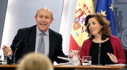 <p>Espa&Atilde;&plusmn;a deja a Argentina cada vez m&Atilde;&iexcl;s sola</p>

