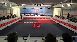 <p>"El PSOE insiste en tomar la calle"</p>
