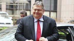 <p>Grecia, v&Atilde;&shy;ctima del "dinero f&Atilde;&iexcl;cil" de la UE</p>
