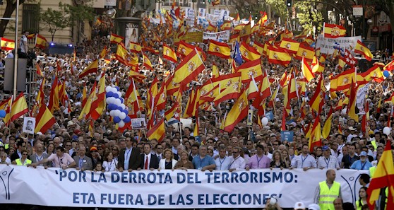<p>Las v&Atilde;&shy;ctimas de ETA no quieren &acirc;��m&Atilde;&iexcl;s mentiras&acirc;��</p>
