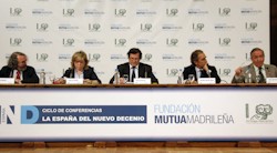 <p>El Gobierno se queda solo frente a la reforma laboral</p>
