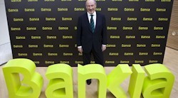 <p>Bankia cierra dignamente su debut en Bolsa</p>
