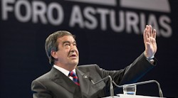 <p>&Acirc;&iquest;Acabar&Atilde;&iexcl; la lucha fratricida en Asturias?</p>

