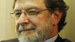 <p>Cebri&Atilde;&iexcl;n se embolsa cuatro millones y la dura competencia de Orbyt</p>
