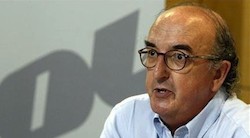 <p>Jaume Roures &acirc;��afloja&acirc;�� la cartera y las radios se imponen en los estadios</p>
