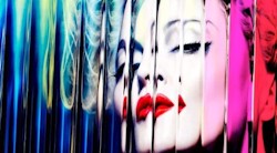 <p>&Acirc;&iexcl;Madonna consigue seguir escandalizando!</p>
