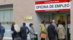 <p>Superaremos los cinco millones de parados</p>
