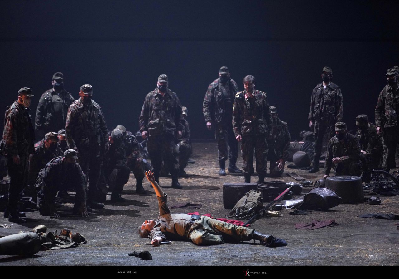 Lauri Vasar (Gunther), Stephen Milling (Hagen), Andreas Schager (Siegfried), Amanda Majeski (Gutrune)