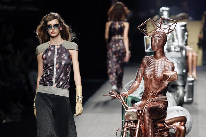 Desfile de Ion Fiz