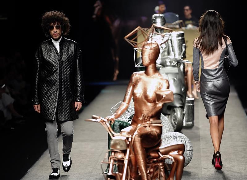 Desfile de Ion Fiz