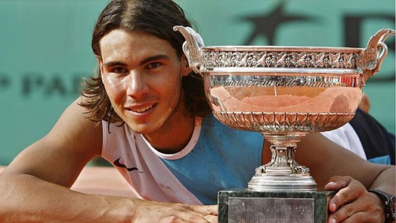 Rafa Nadal conquista su tercer Roland Garros al derrotar a Federer por 6-3, 4-6, 6-3 y 6-4.
