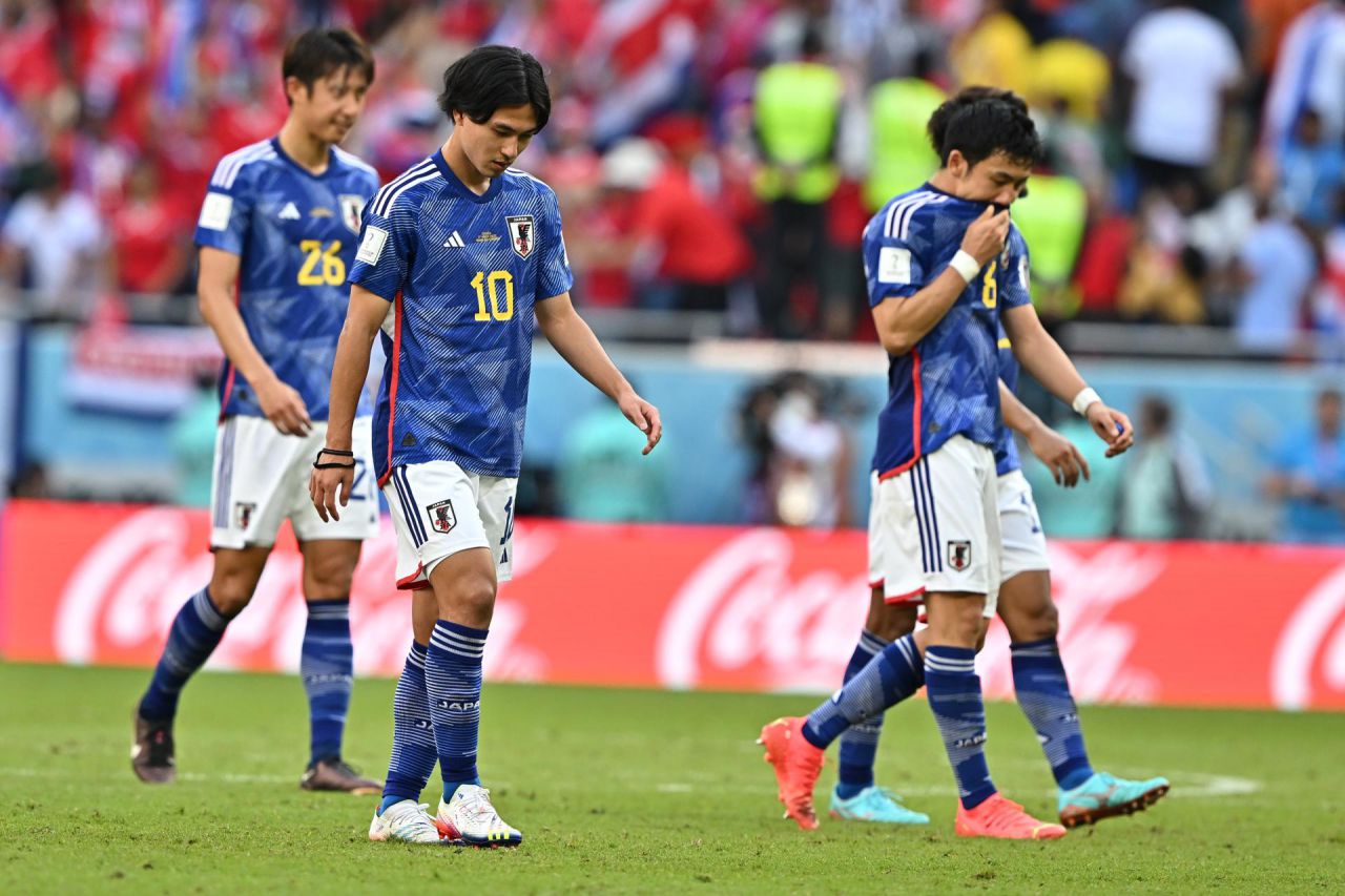 Japón, cabizbaja después de su derrota frente a Costa Rica.