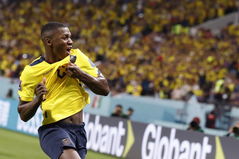 Moisés Caicedo dio esperanzas de clasificación a Ecuador