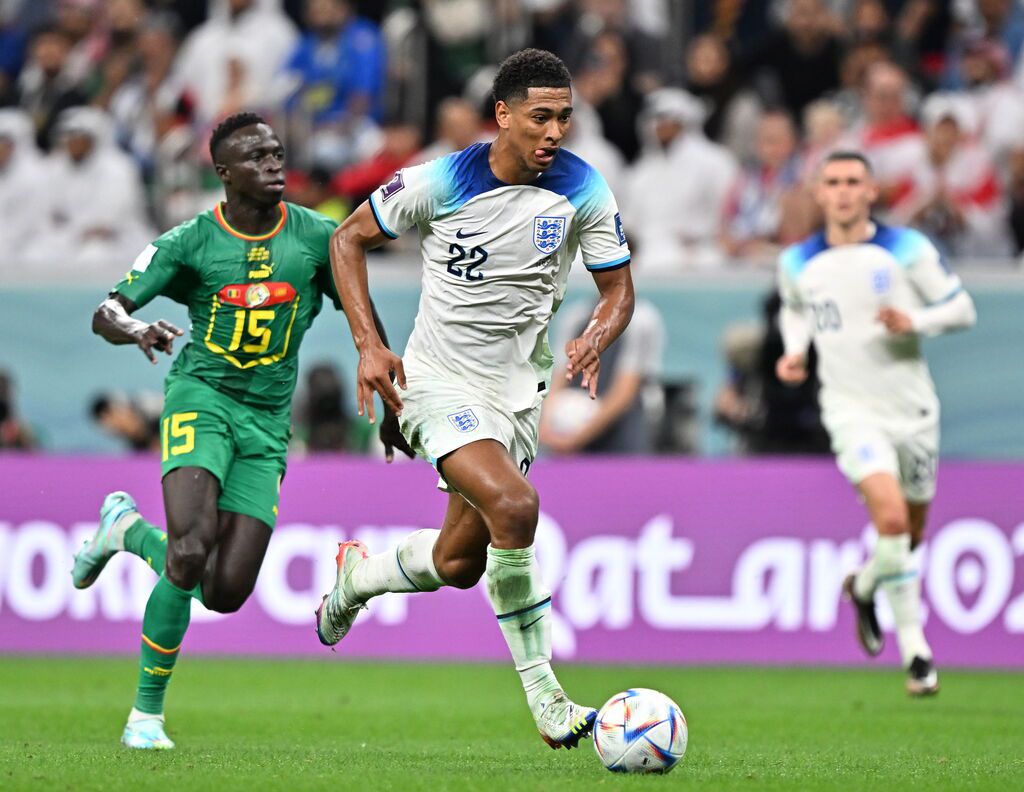 Bellingham volvió a liderar el ataque inglés