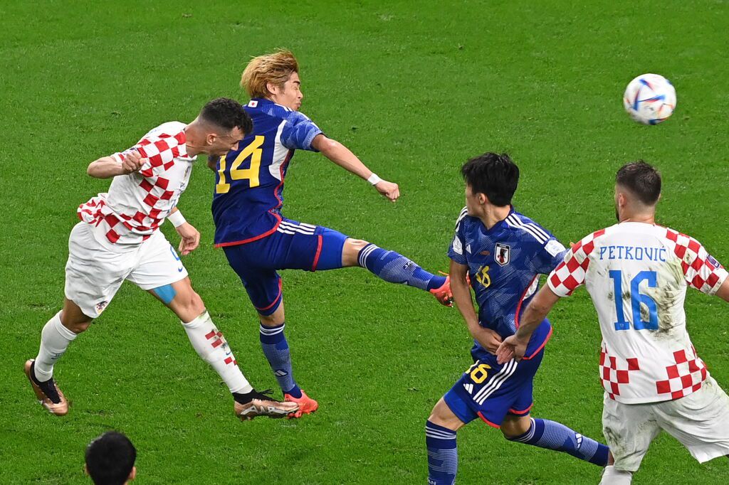 Perisic empató con un golazo de cabeza