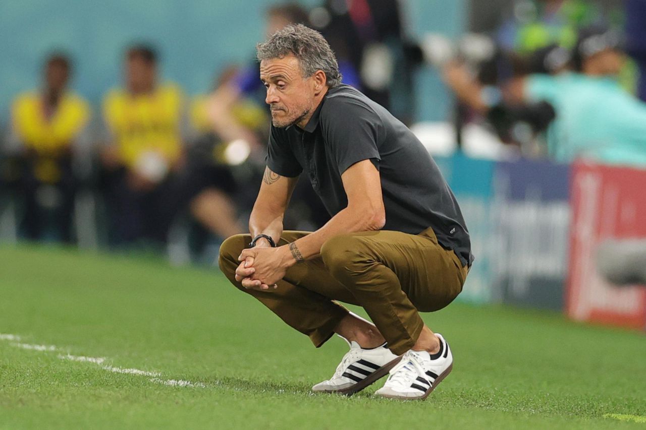 Luis Enrique naufragó en la defensa a ultranza de su estilo