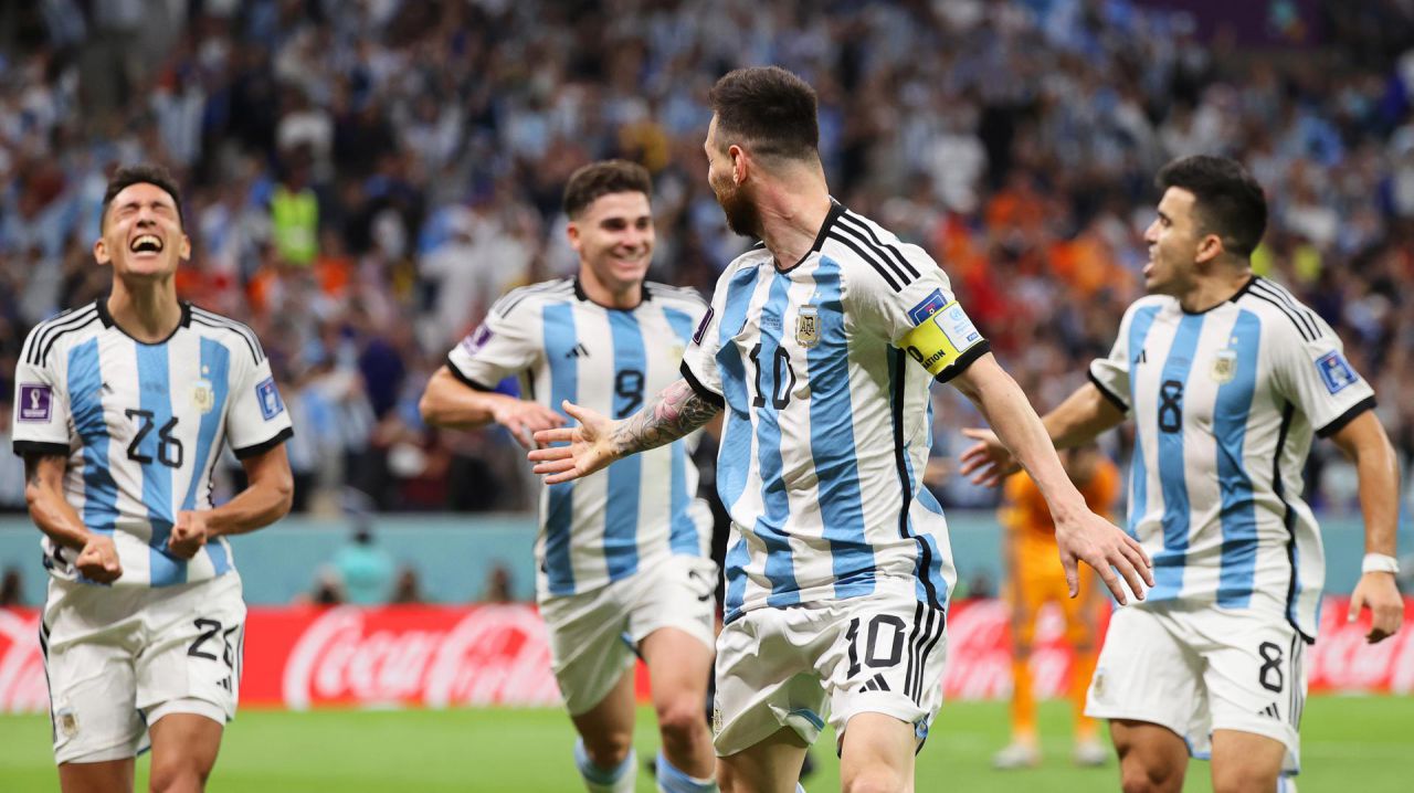 Lionel Messi se destacó ante Países Bajos con una asistencia y un gol de penalti