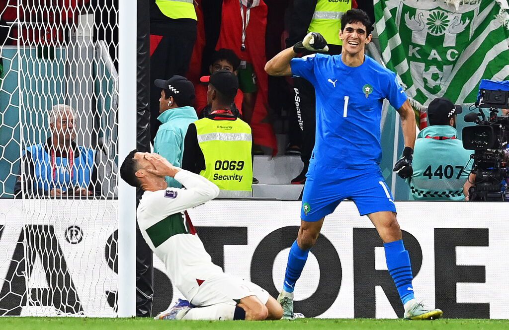 Bounou paró todo lo que le llegó y desesperó a Portugal