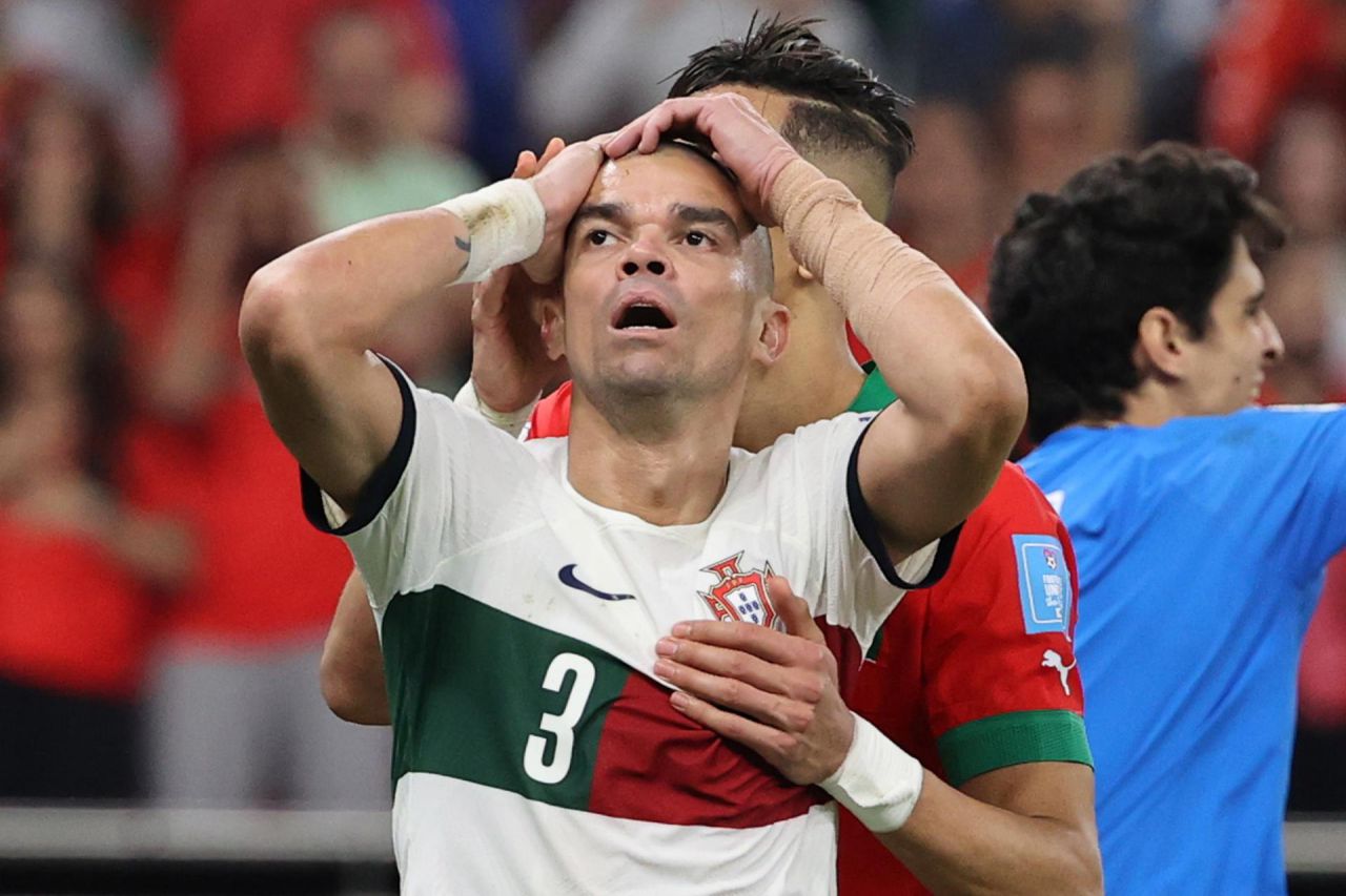 Pepe, que tuvo el empate en el descuento, denunció el arbitraje y deslizó que la FIFA quiere que Messi gane el Mundial