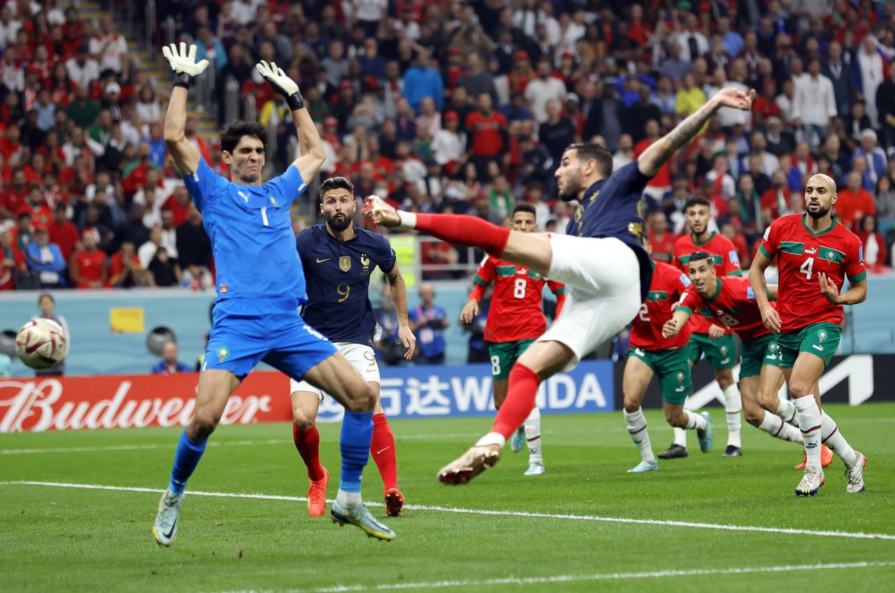 Theo Hernández abrió el marcador temprano ante Marruecos