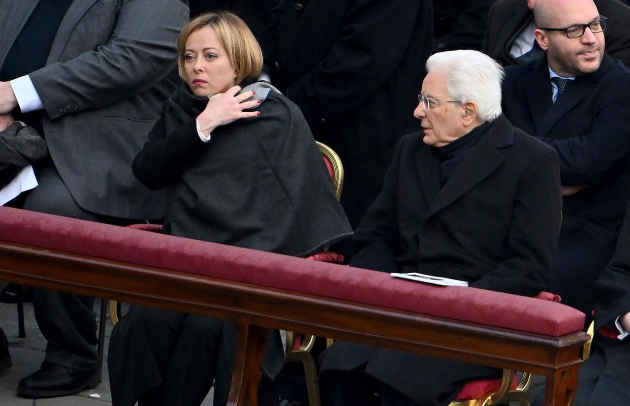 El presidente de Italia, Sergio Mattarella, y la primera ministra, Giorgia Meloni