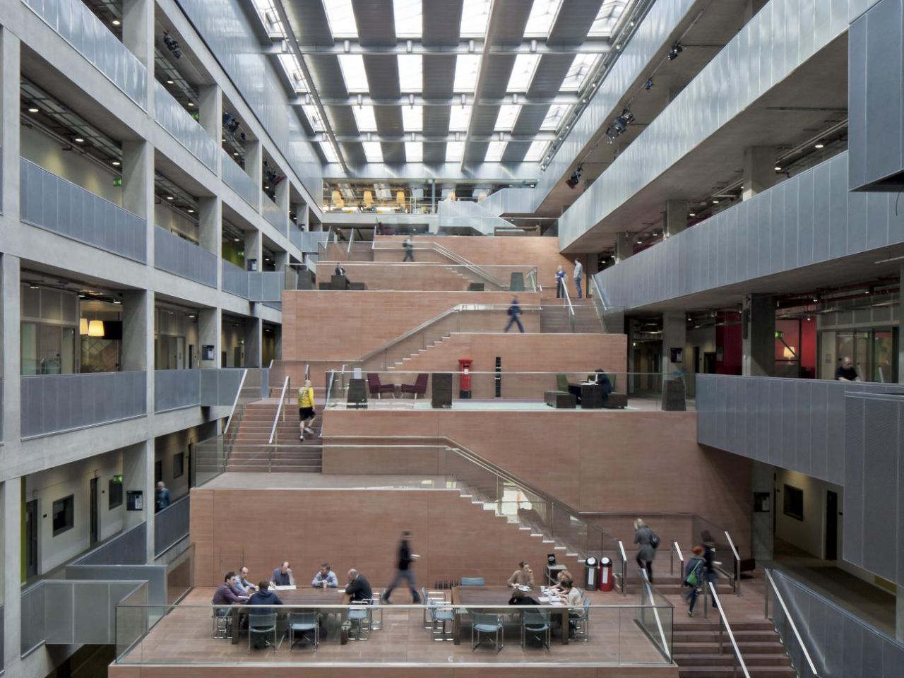 Sede de la BBC en Escocia, foto cortesía de Ute Zscharnt para David Chipperfield Architects
