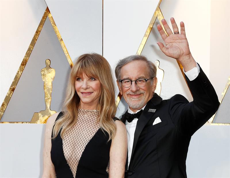 Kate Capshaw y Steven Spielberg. Su filme, 'Los Archivos del Pentágono', estaba nominada a mejor película