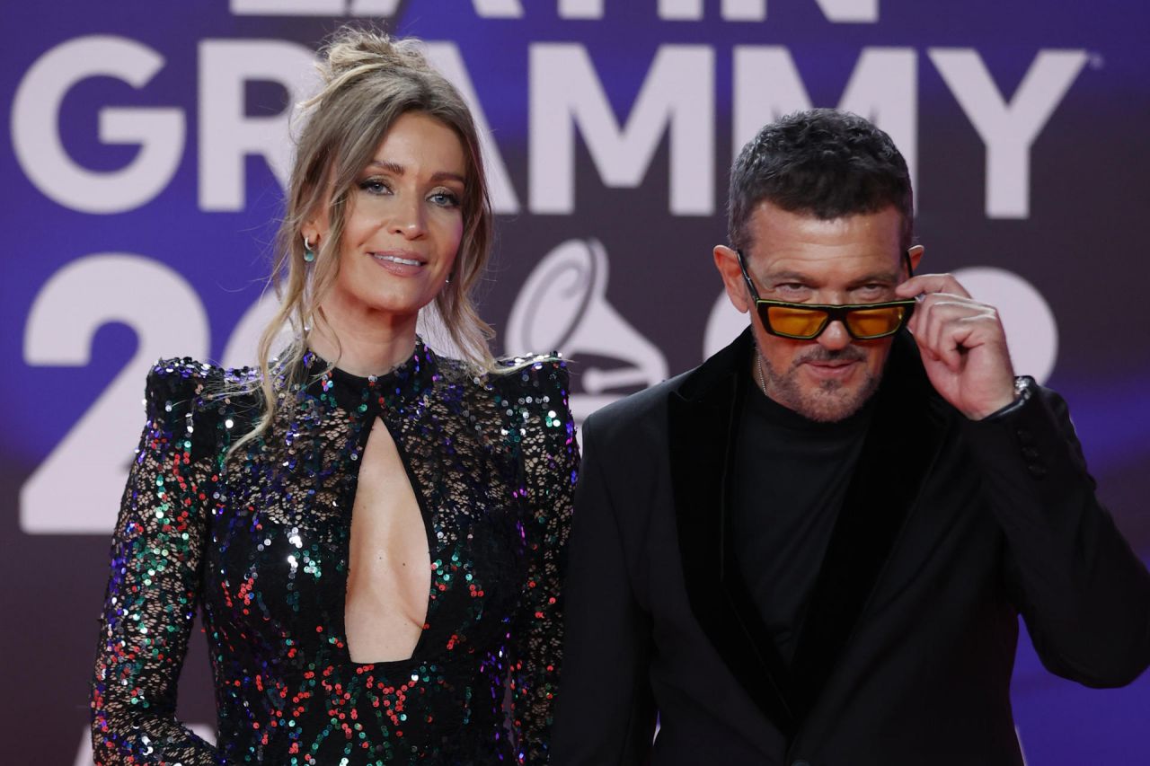 Antonio Banderas y Nicole Kimpel.