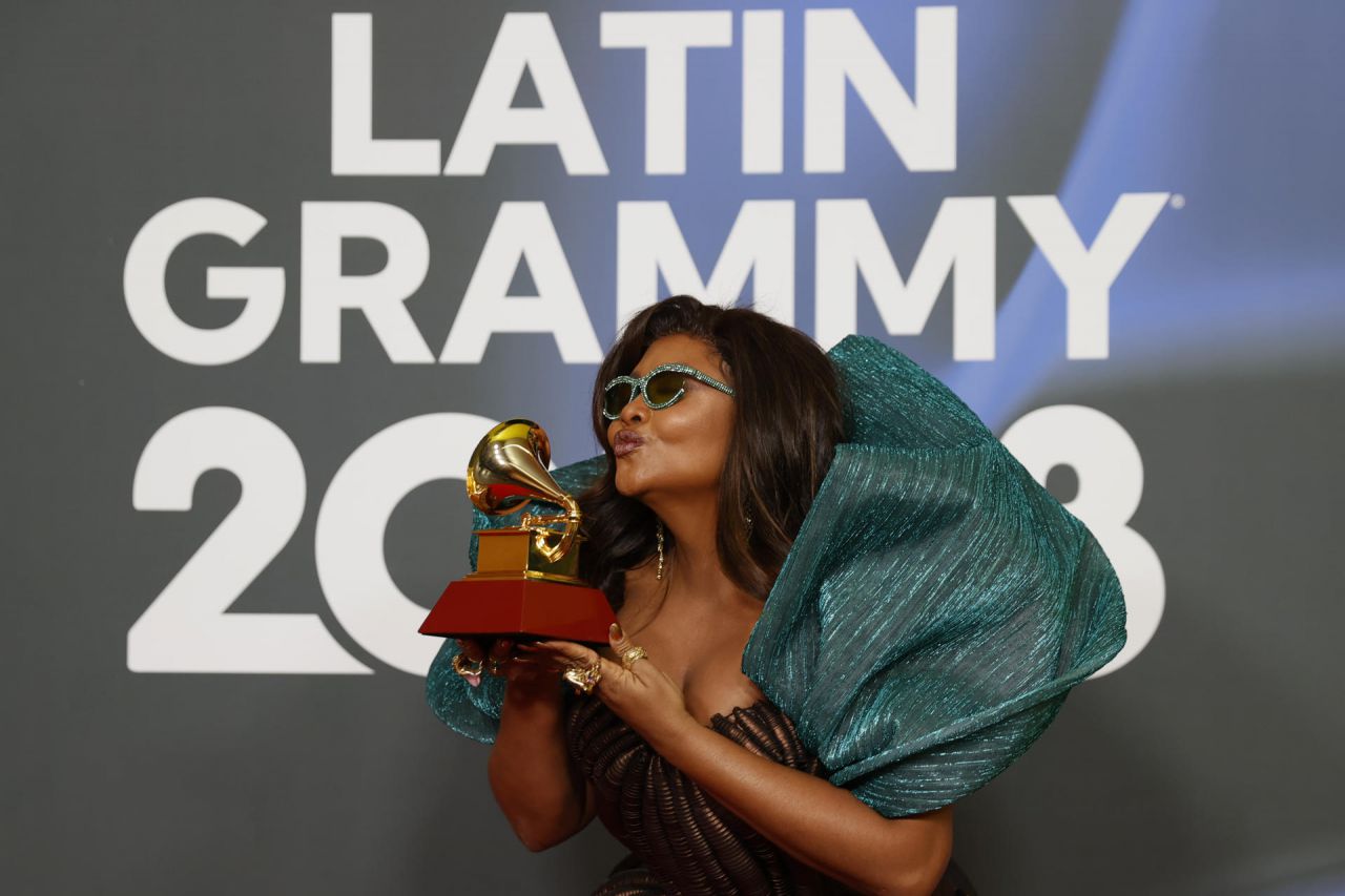 Gaby Amarantos.