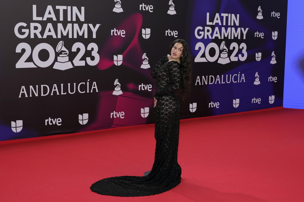Rosalía.