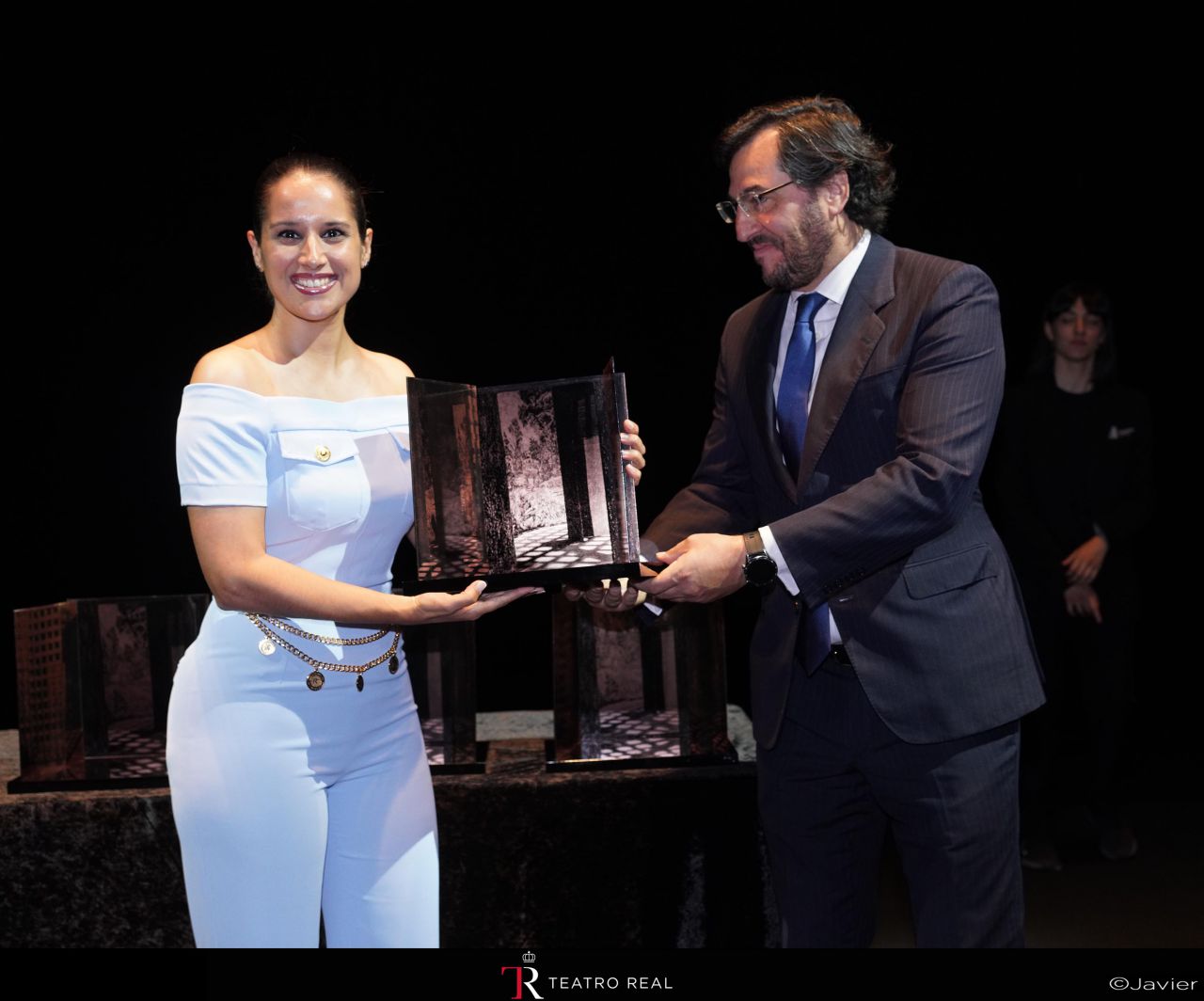 Sara Blanch, soprano, y Borja Ezcurra, director adjunto del Teatro Real
