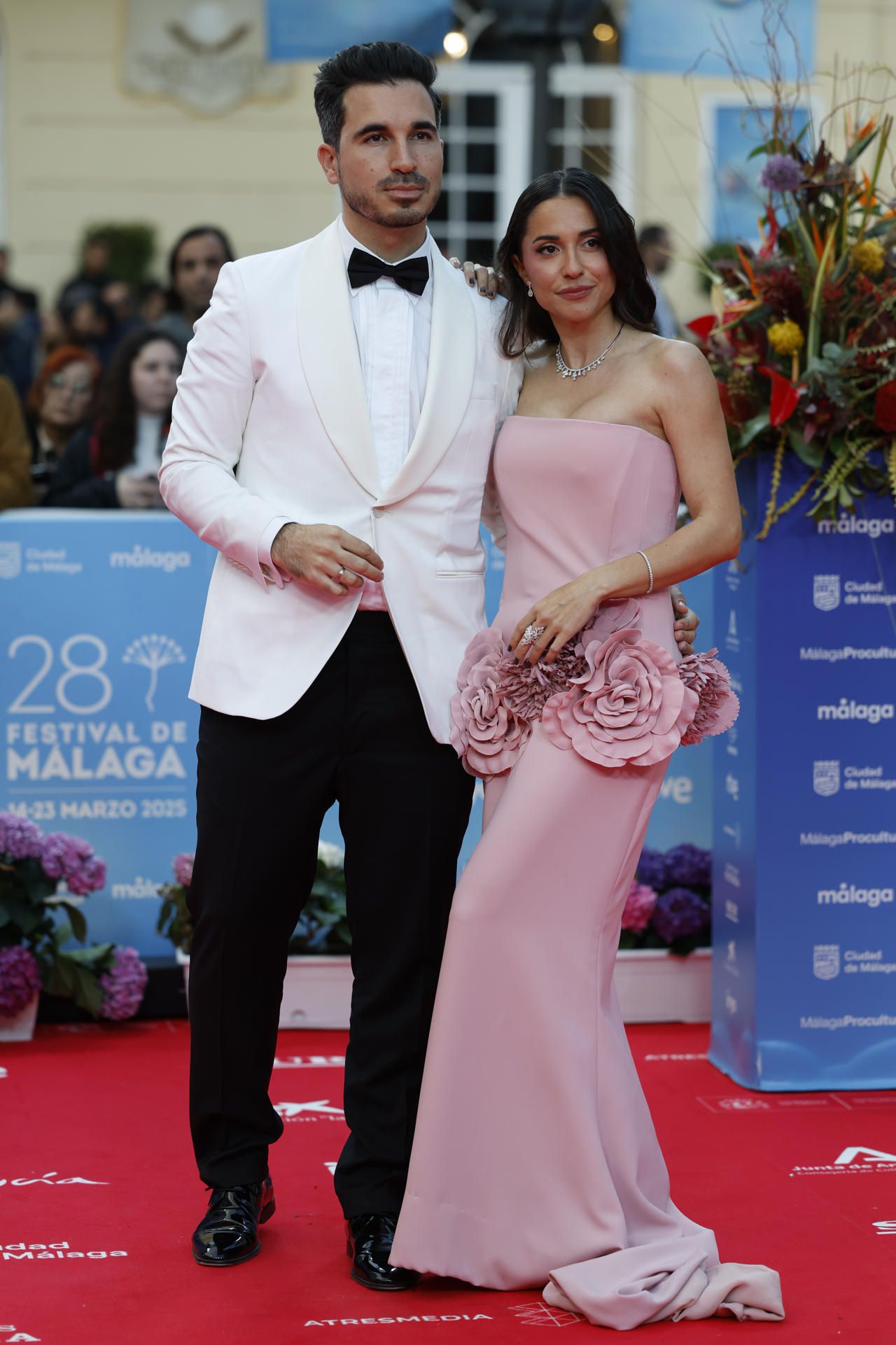  El escritor Javier Castillo y Verónica Díaz.