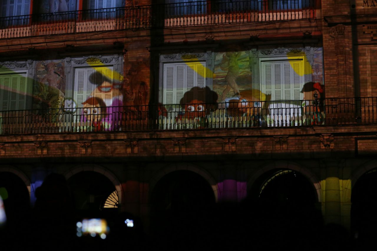 Espectáculo de luces en el encendido del alumbrado navideño en Madrid