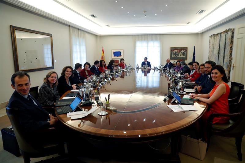 Primera reunión del Consejo de Ministros del Gobierno de Pedro Sánchez