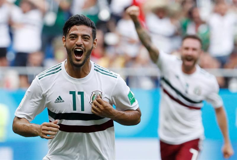 Carlos Vela se estrenó en el Mundial para empezar a derribar el muro coreano