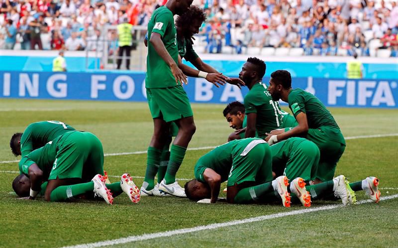 Arabia Saudí remontó a Egipto y festejó con todo