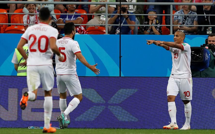 La estrella tunecina Khazri decidió el 2-1 final