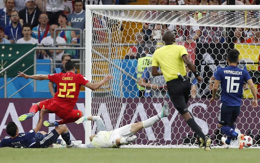 Finalmente, Chadli remató el 3-2 final en la última jugada del partido. Para alborozo de los europeos