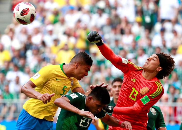 Ochoa sostuvo a los mexicanos, desfondados en el segundo acto