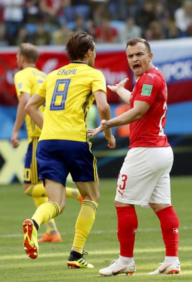 Shaqiri desapareció cuando más le necesitaban sus compañeros