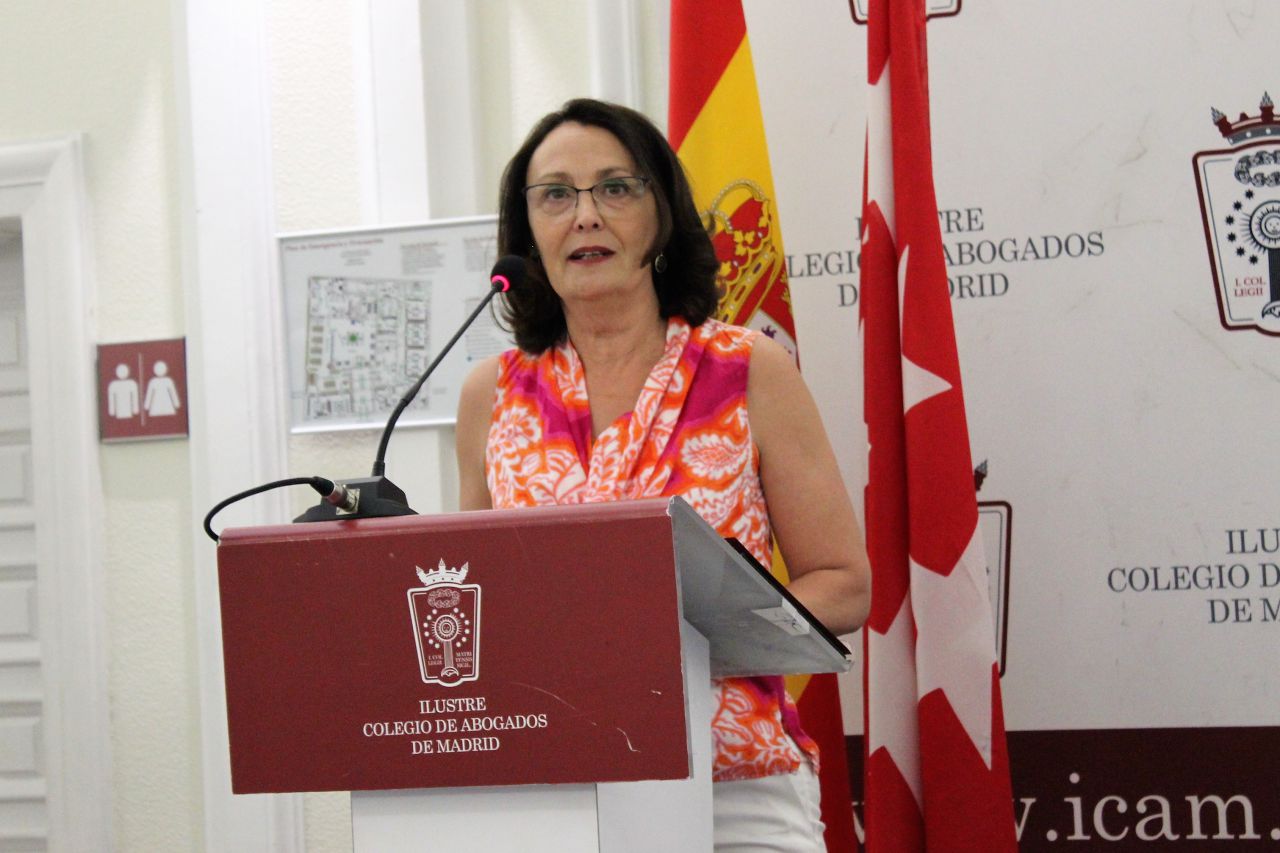 Yolanda Ibarrola, Consejera de Justicia de la Comunidad de Madrid, durante su intervención en el ICAM

