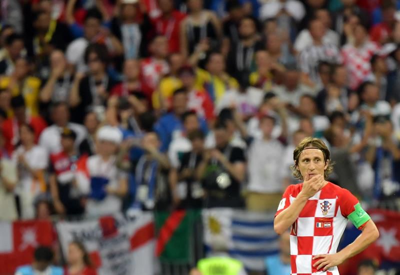 Modric no pudo brillar como siempre pero fue condecorado con el Balón de Oro del torneo