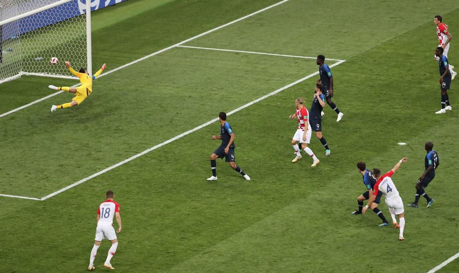 Perisic, que llegó entre algodones, puso el empate de potente zurdazo