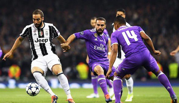 El duelo arrancó con la Juventus dominando y poniendo a prueba a Navas