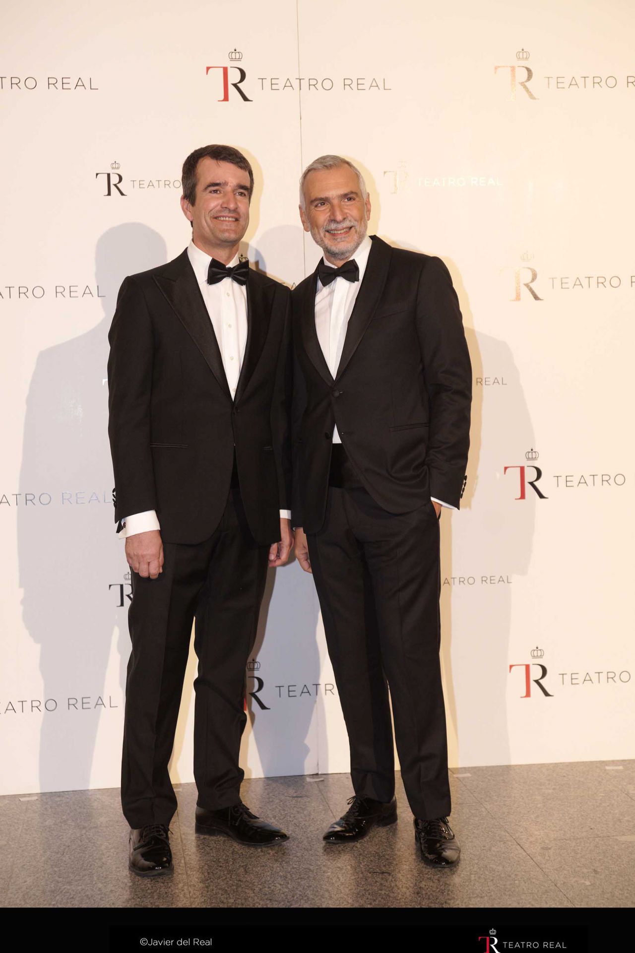 Embajador de Italia, Stefano Sannino y su marido, Santiago Mondragón