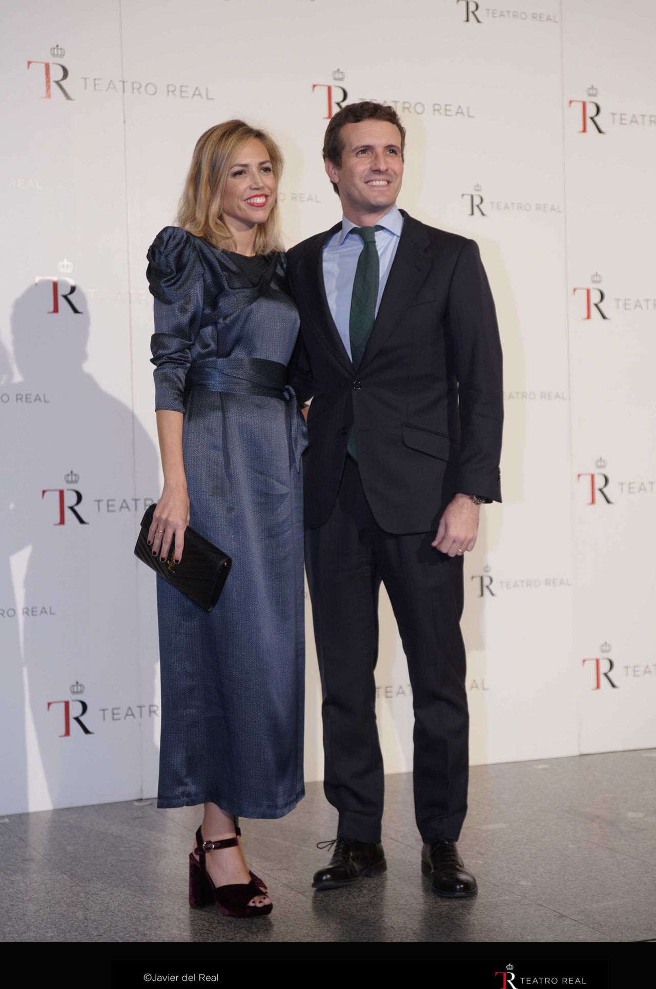 Pablo Casado y esposa