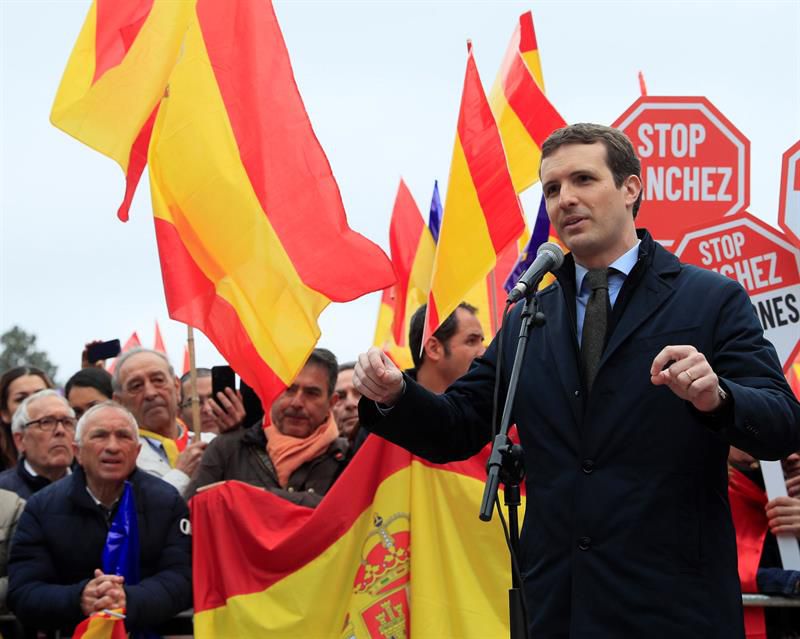 Pablo Casado en la plaza Colón de Madrid en el acto por la unidad de España