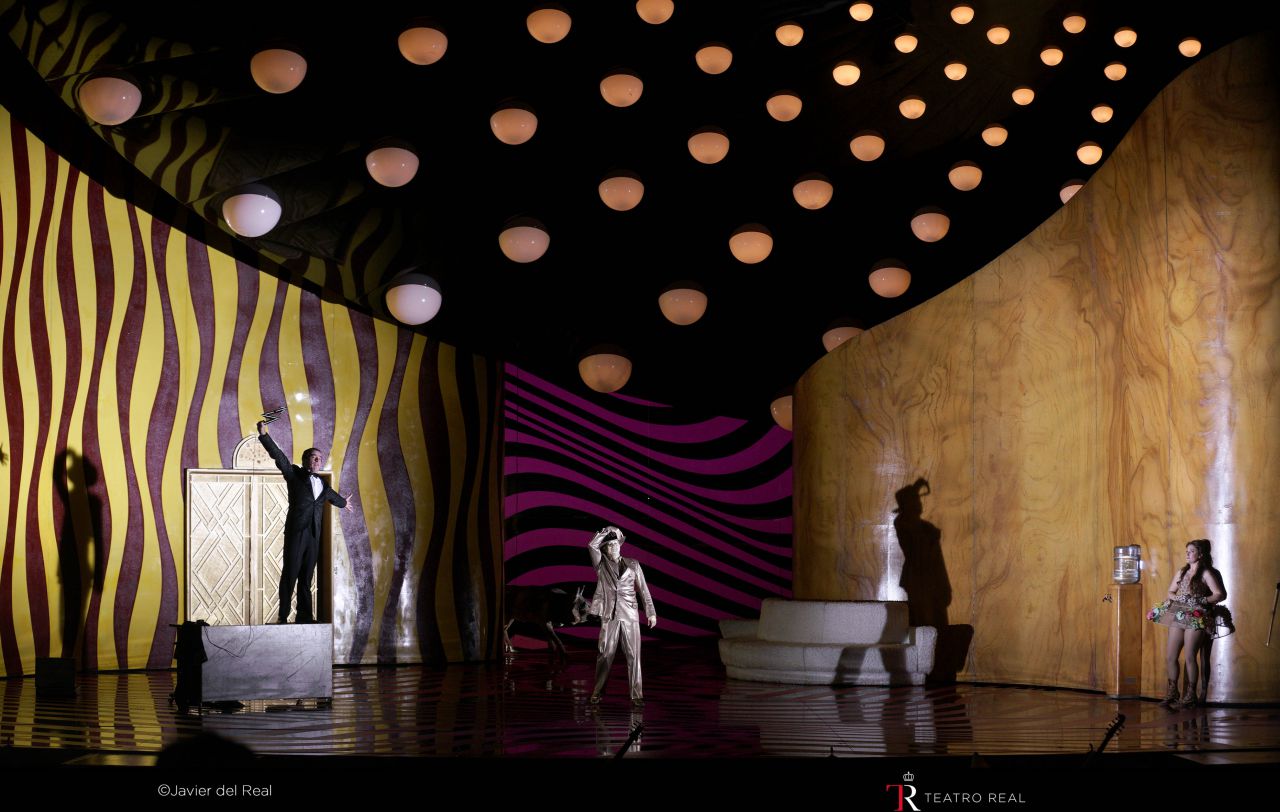 Luca Tittoto (Giove), Nikolay Borchev (Mercurio) / Louise Alder (Calisto)