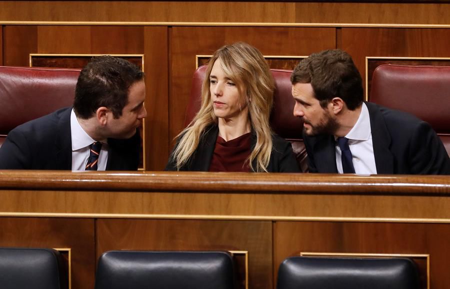 El líder del PP, Pablo Casado, con Cayetana Álvarez de Toledo y Teodoro García Egea