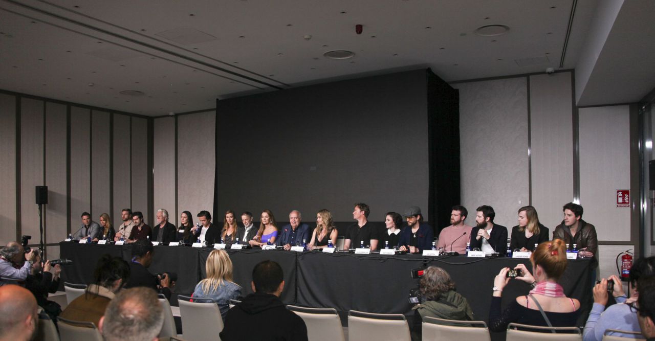 Presentación de El Resplandor y las Tinieblas.